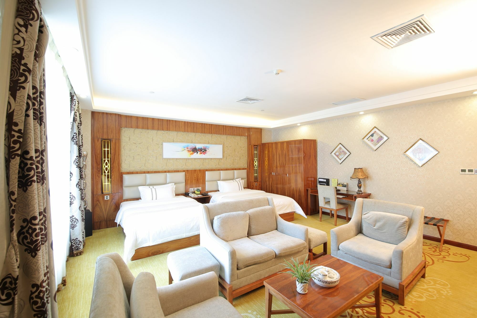 Oubon International Hotel Guangzhou Buitenkant foto